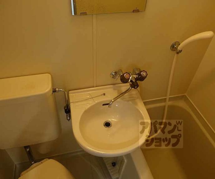 【レオパレス西院Ⅰ、Ⅱ】間取