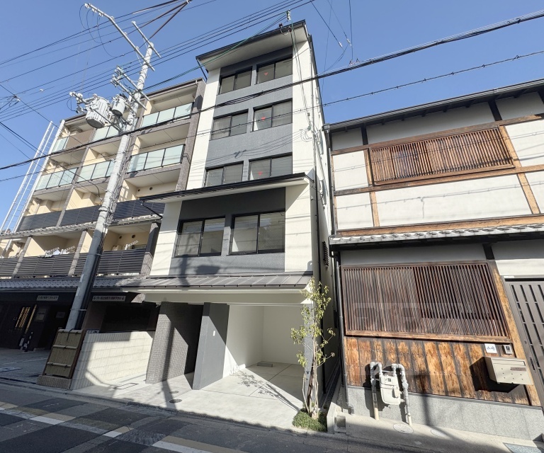 アイリス清水五条