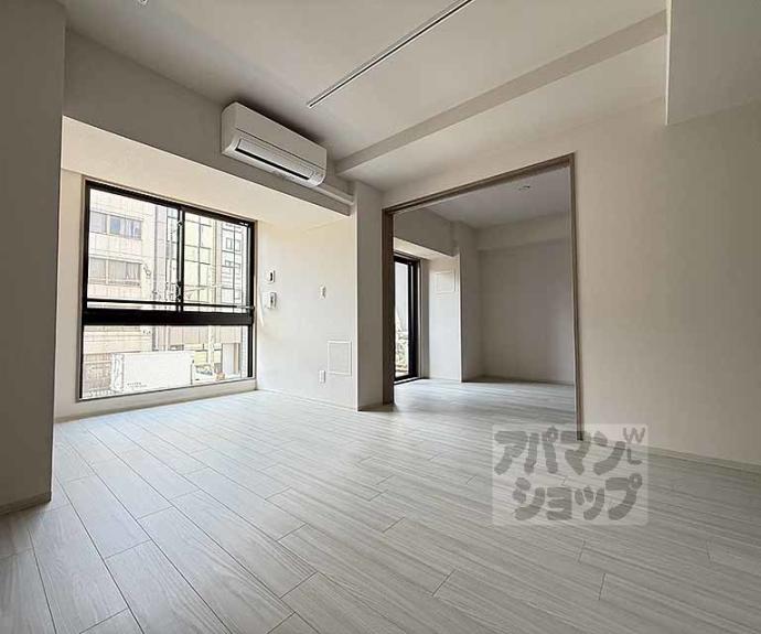 【ＣＡＬＭ河原町二条】間取