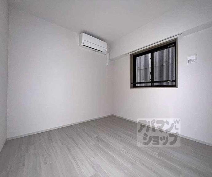 【ＣＡＬＭ河原町二条】間取