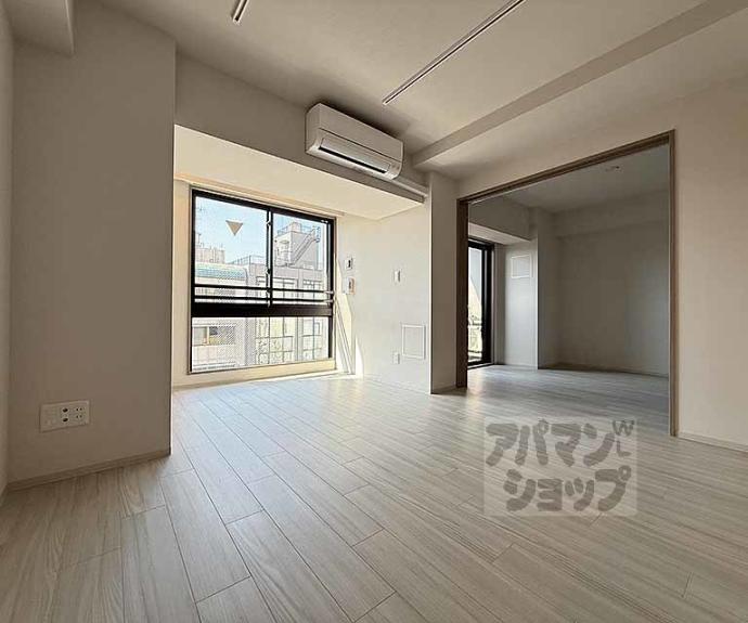 【ＣＡＬＭ河原町二条】間取