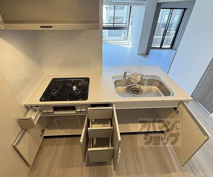 【ＣＡＬＭ河原町二条】間取