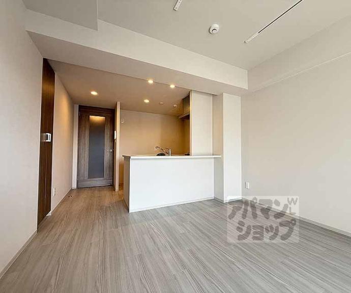 【ＣＡＬＭ河原町二条】間取