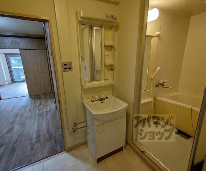 【西京極ハイツ】間取