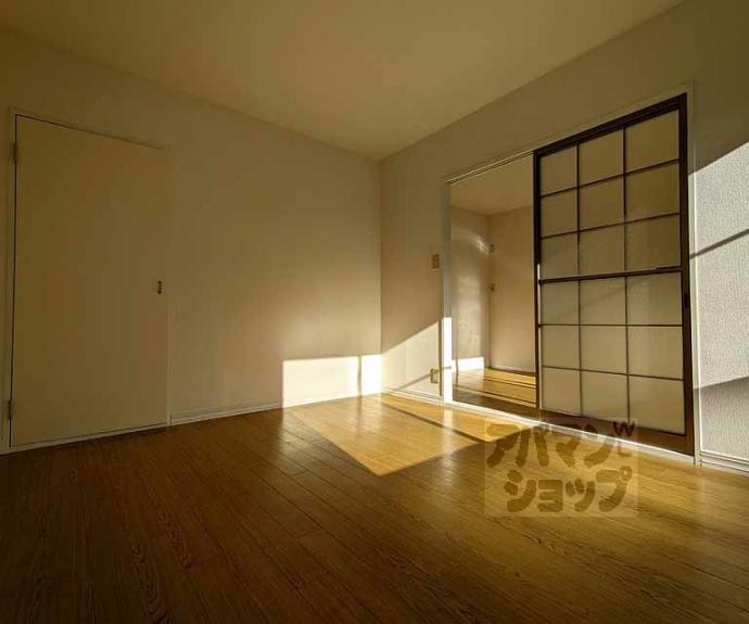 【嵯峨野グリーンパレス】