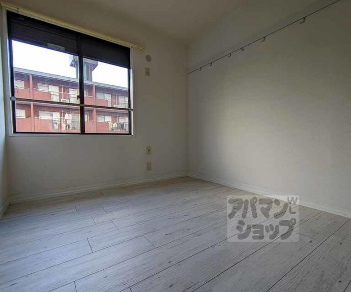 【嵯峨野グリーンパレス】