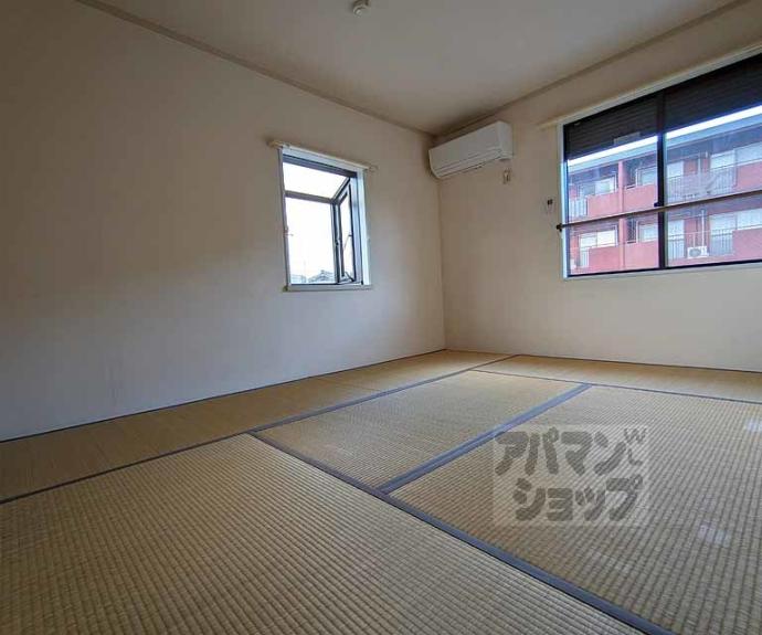 【嵯峨野グリーンパレス】