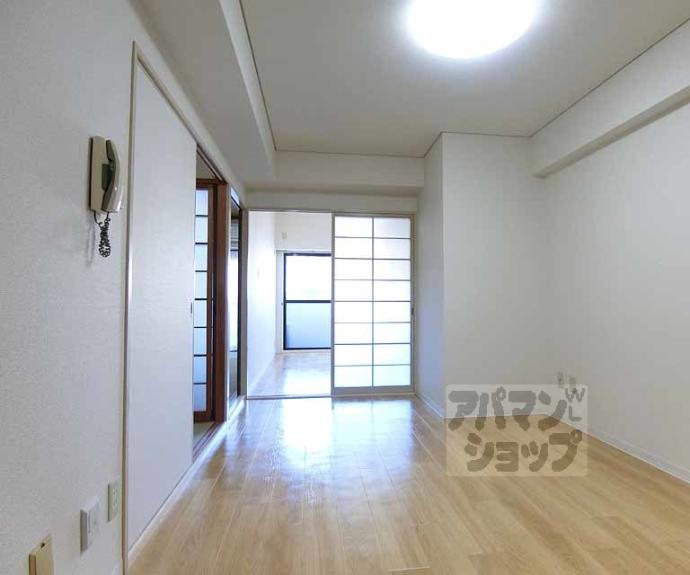 【山崎ビル】間取