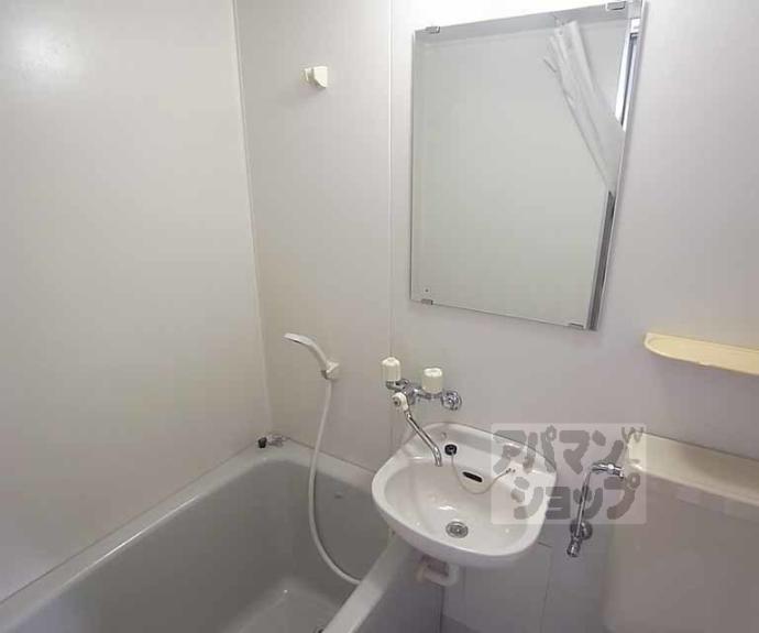 【ルーセント西院】間取