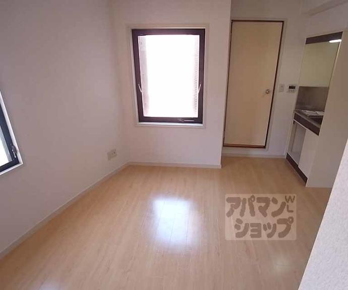 【シャトレ花園】間取