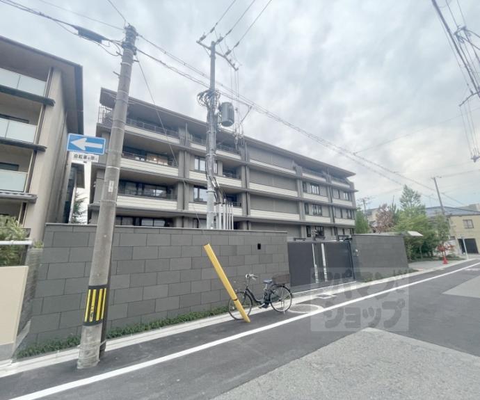 【プラウド京都二条城】間取