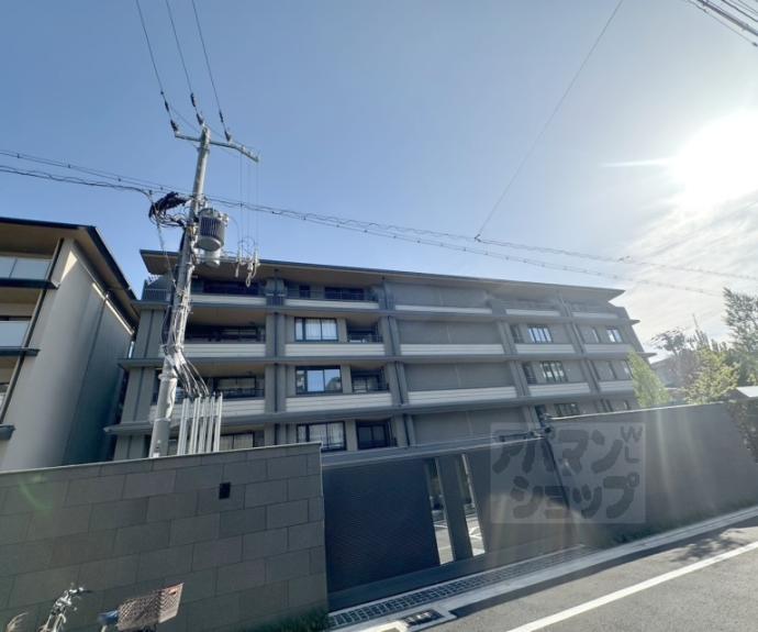 【プラウド京都二条城】