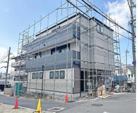仮称）深草仙石屋敷町　新築アパート：間取図