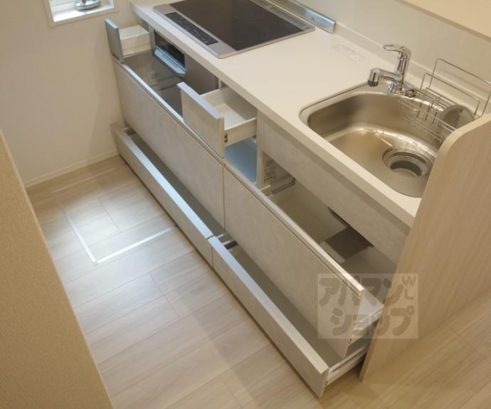 【Ｄ－ＲＯＯＭ桂】間取