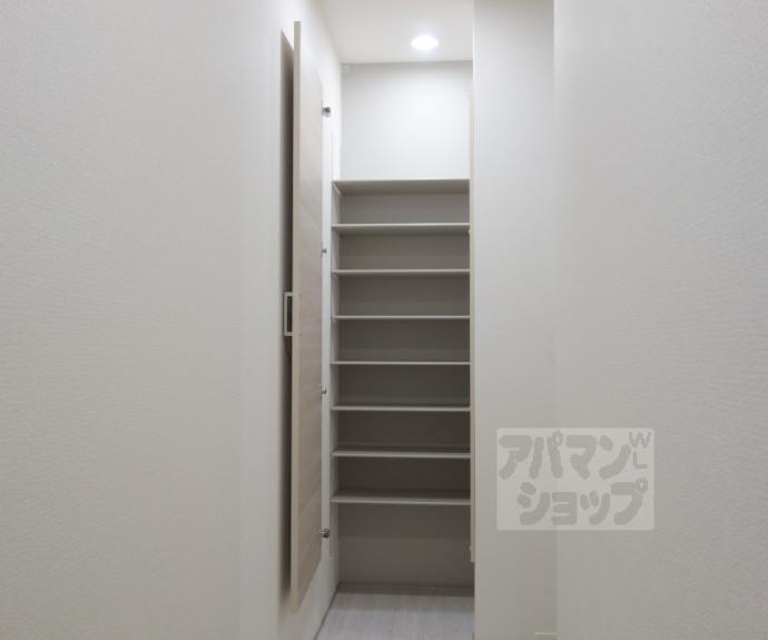 【Ｄ－ＲＯＯＭ桂】間取
