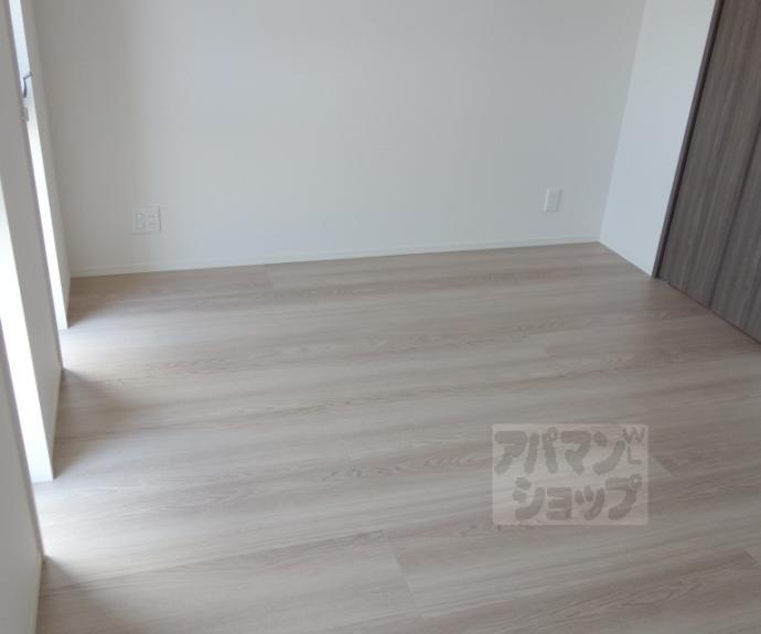 【Ｄ－ＲＯＯＭ桂】間取
