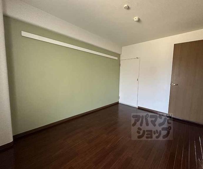 【サンロード朱雀】間取