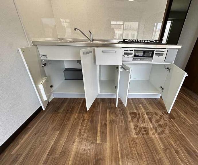 【サンロード朱雀】間取