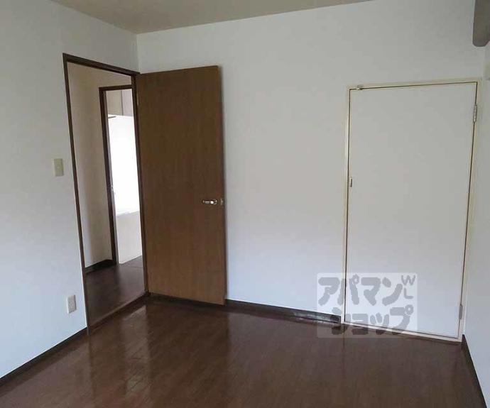 【サンロード朱雀】間取