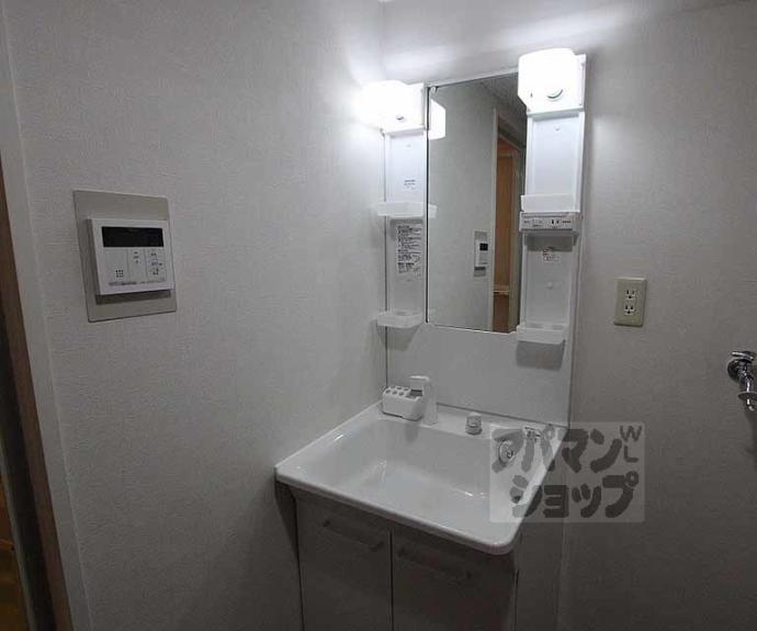 【サンロード朱雀】間取