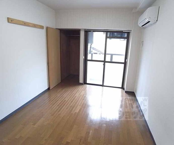 【サンシャイン西院】間取