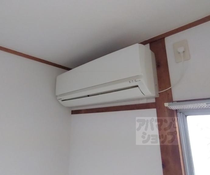 【西野大鳥井町テラスハウス】間取