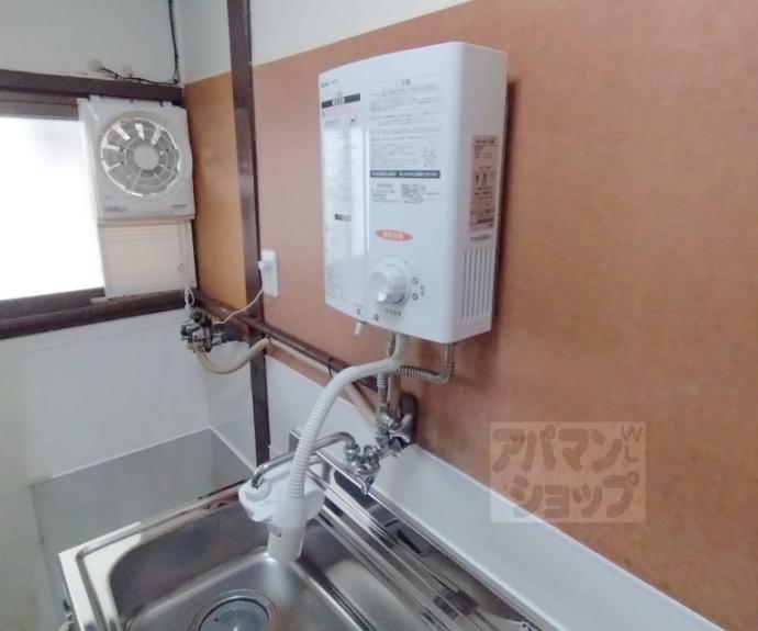 【西野大鳥井町テラスハウス】間取