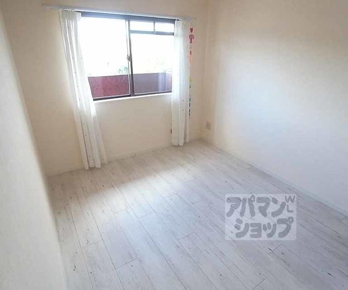 【嵯峨野ロイヤルハイツ】間取