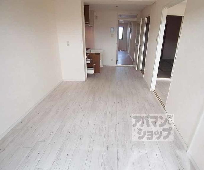 【嵯峨野ロイヤルハイツ】間取