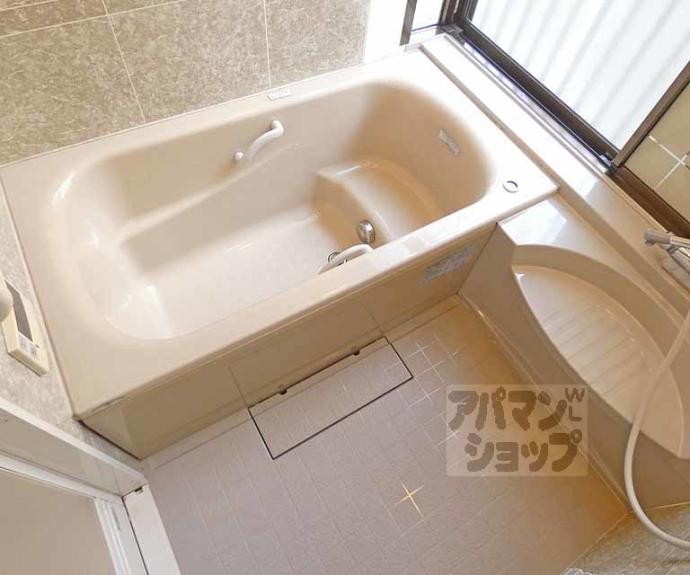 【岩倉南四ノ坪町貸家】間取