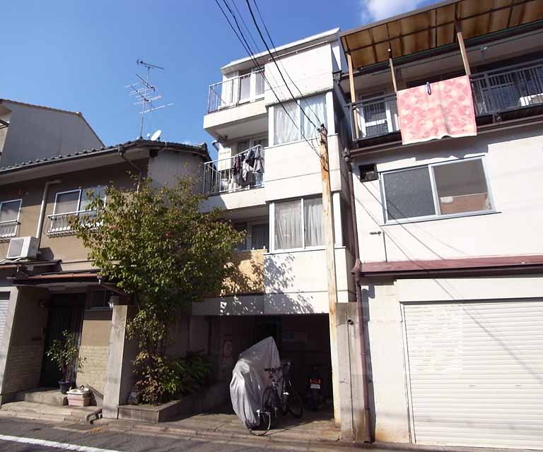 メゾンジュネス