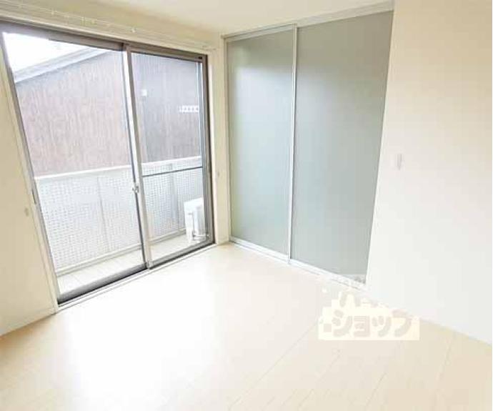 【シャーメゾン桂離宮東】間取