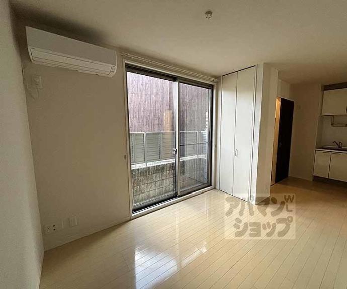 【シャーメゾン桂離宮東】間取