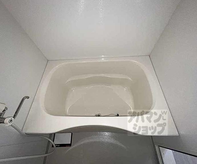 【シャーメゾン桂離宮東】間取