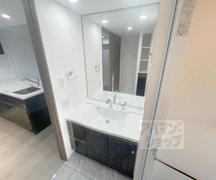 【リーガル京都御所西V】間取