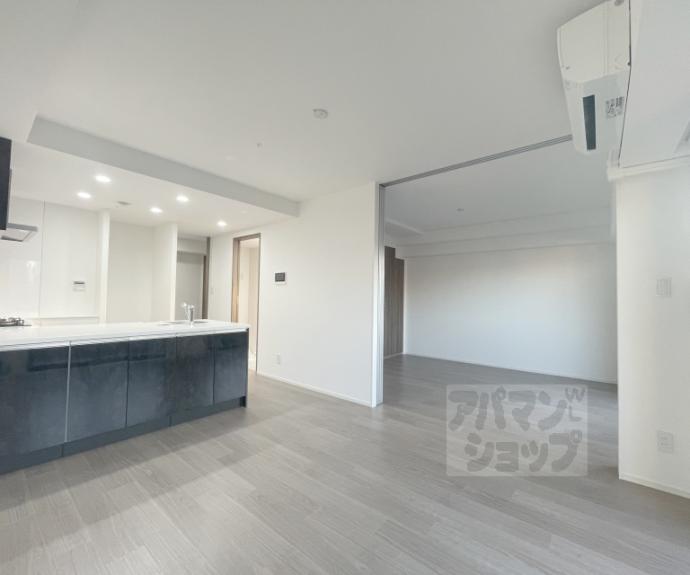 【リーガル京都御所西V】間取