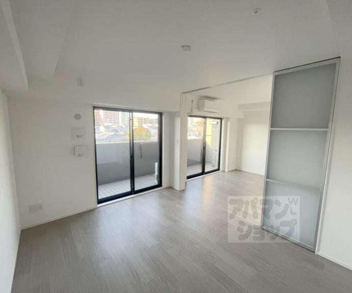 【リーガル京都御所西V】間取