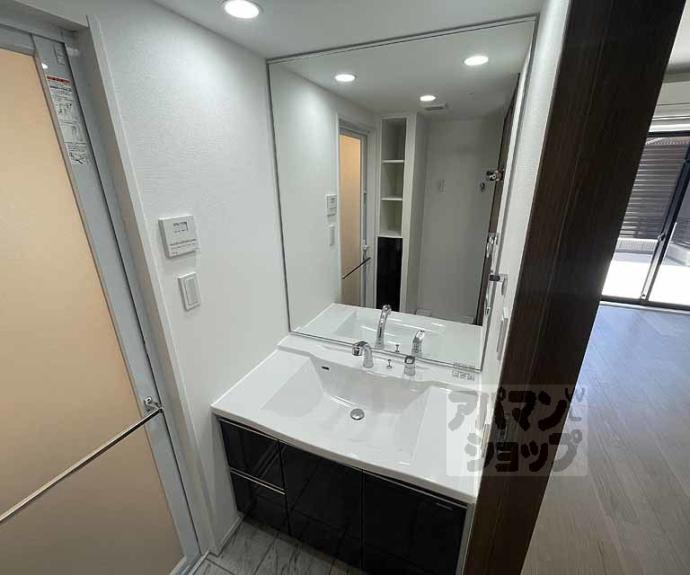 【リーガル京都御所西V】間取