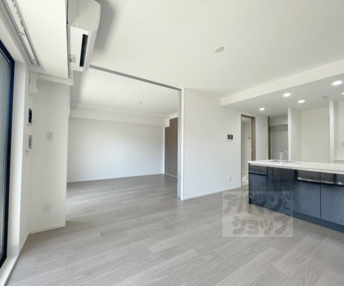 【リーガル京都御所西V】間取