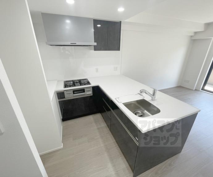 【リーガル京都御所西V】間取