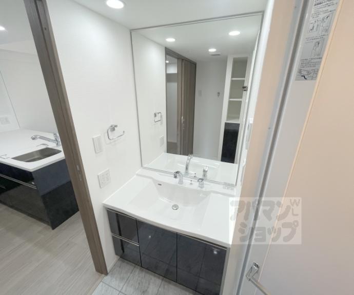 【リーガル京都御所西V】間取