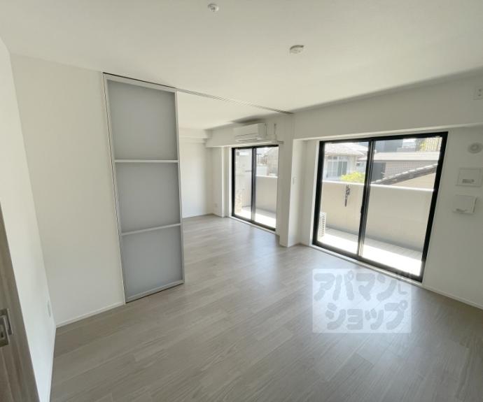 【リーガル京都御所西V】間取