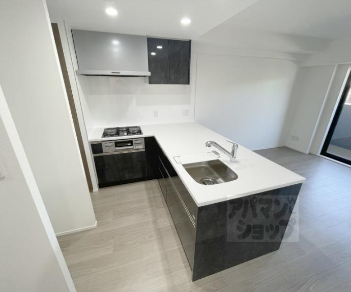 【リーガル京都御所西V】間取