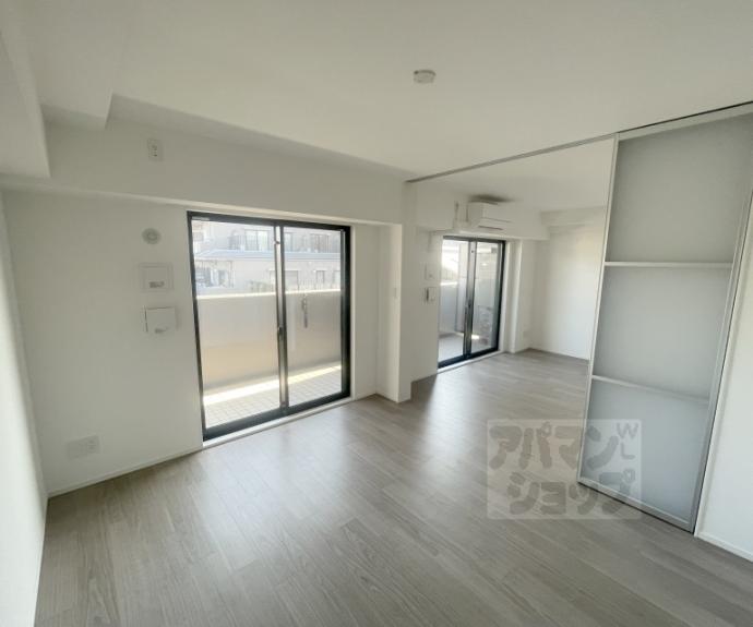 【リーガル京都御所西V】間取