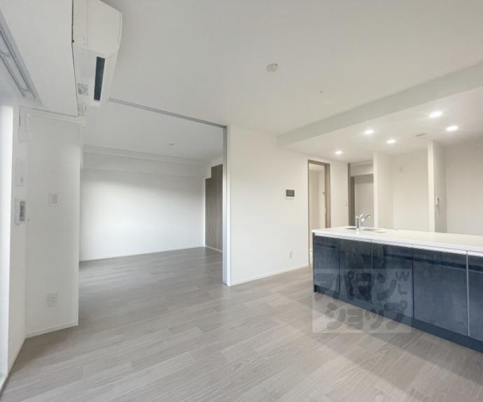 【リーガル京都御所西V】間取