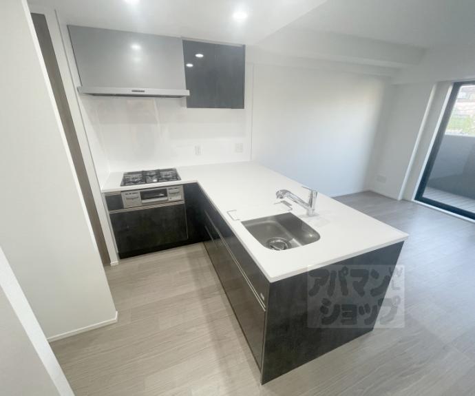 【リーガル京都御所西V】間取