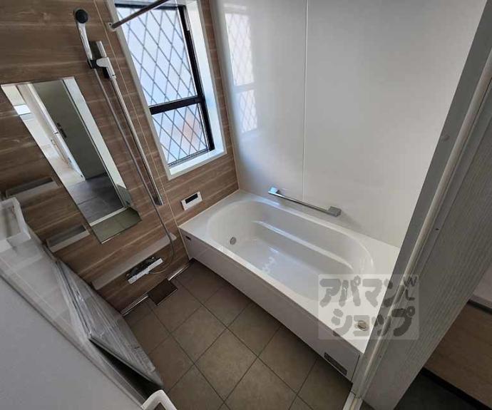 【御陵北山町貸家】