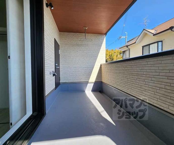 【御陵北山町貸家】