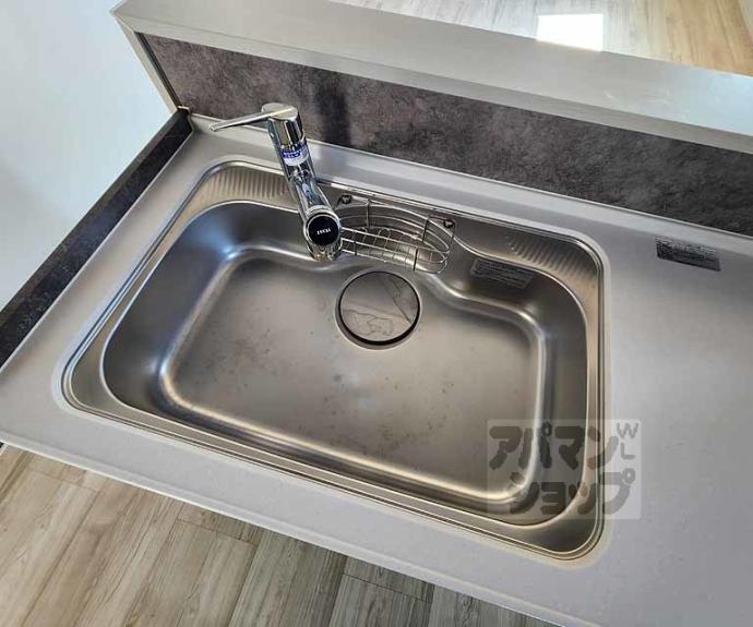 【御陵北山町貸家】