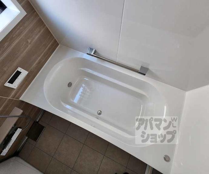 【御陵北山町貸家】